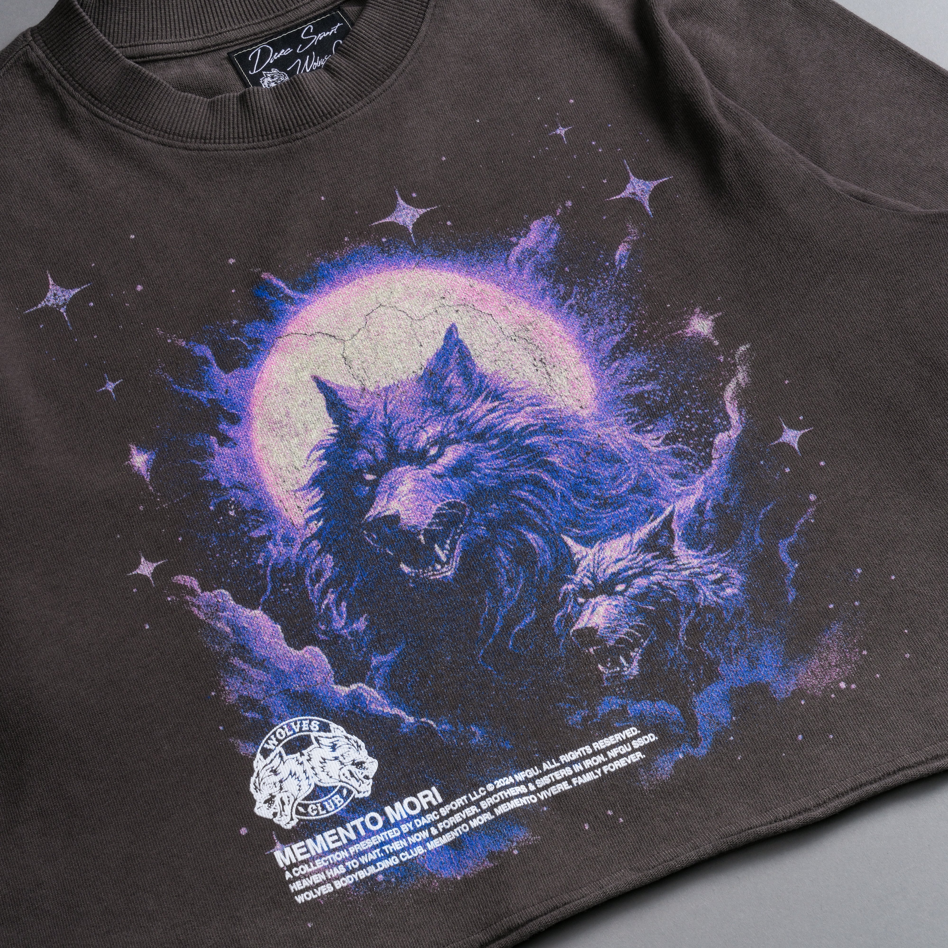 Howling At The Moon "Premium Vintage" (Cropped) Tee in Wolf Gray