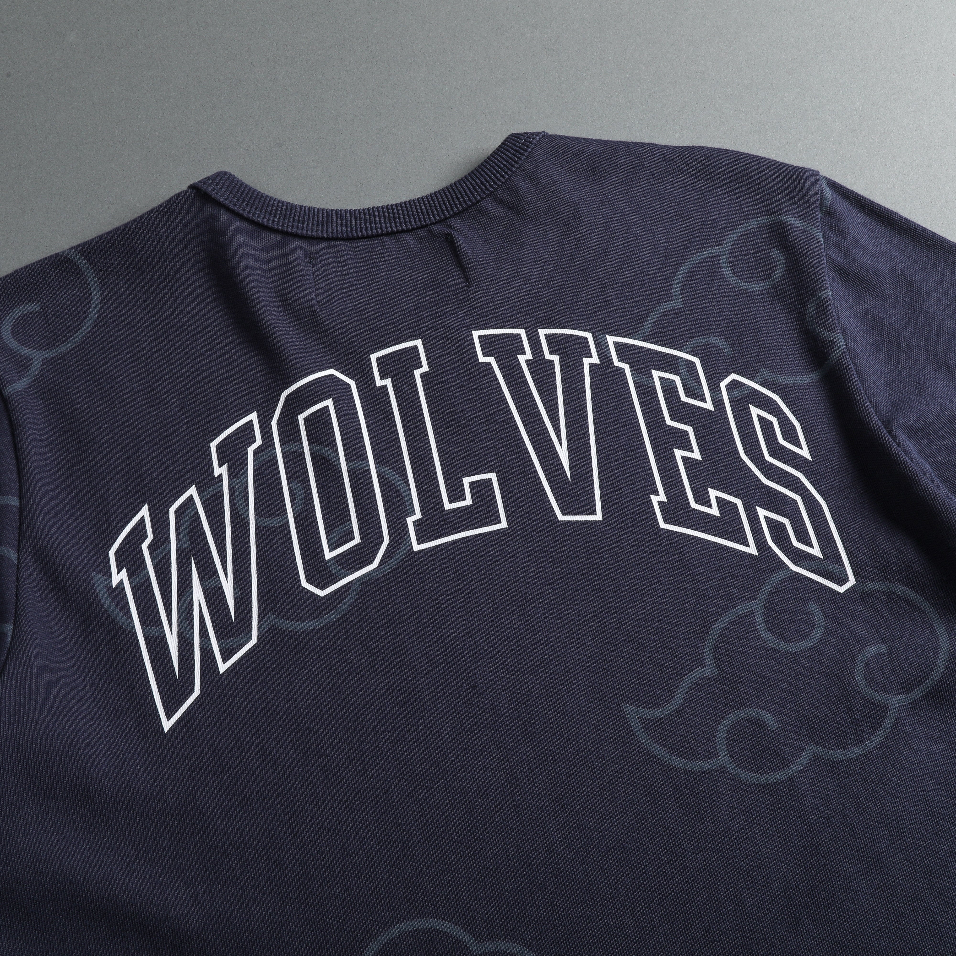 Floating "Timeless" Tee in Storm Blue