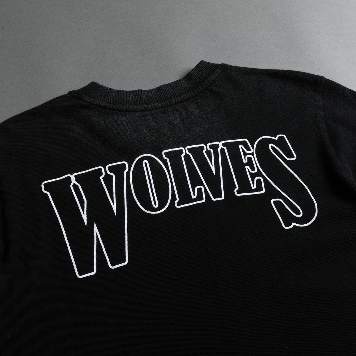 Run Free "Premium Vintage" (Cropped) Tee in Black