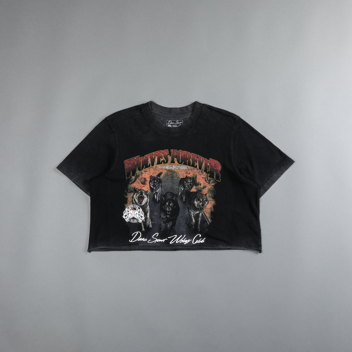 Run Free "Premium Vintage" (Cropped) Tee in Black