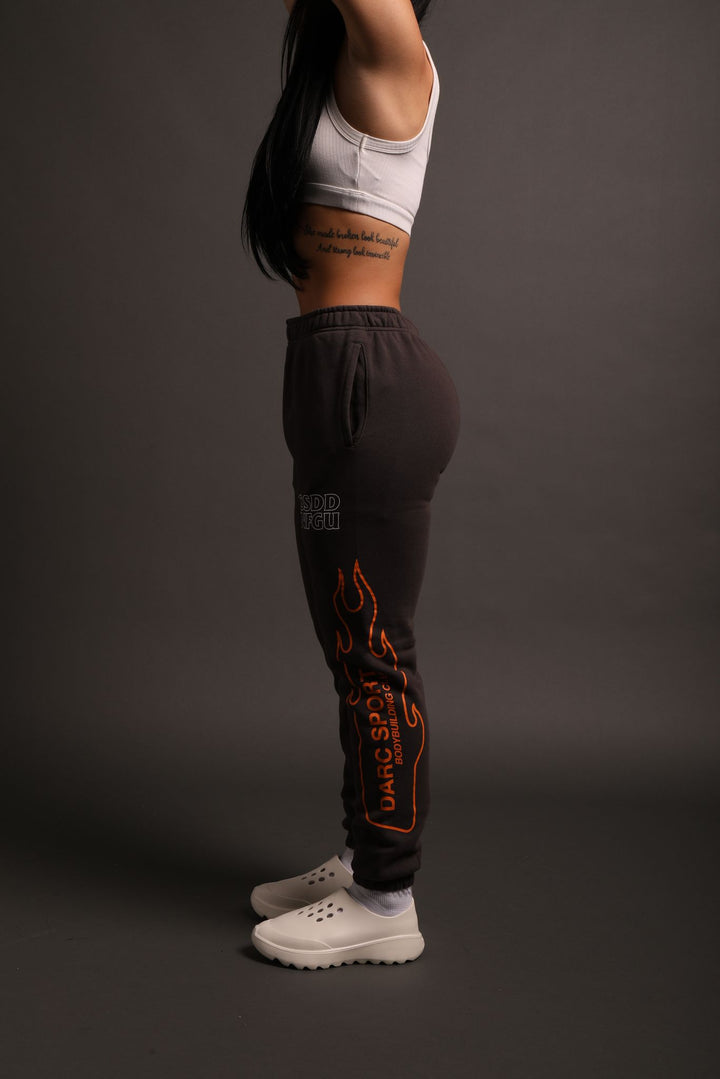 Move Fast She Post Lounge Sweats in Wolf Gray