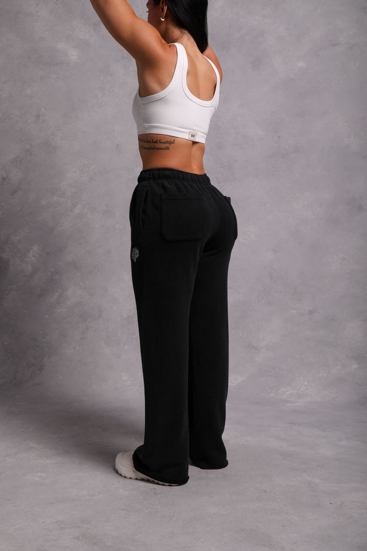 Dual She Big Cozy Sweats in Black