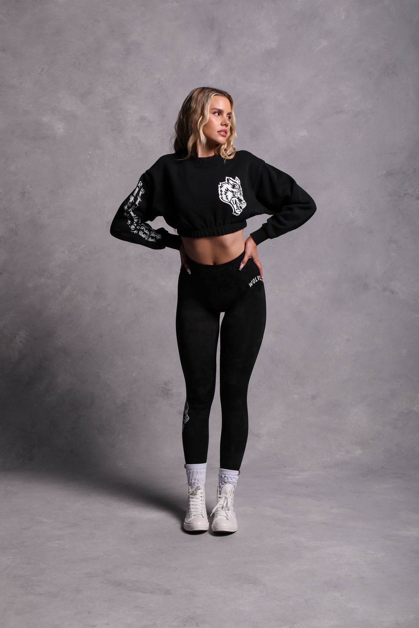 In Our Heart "Vintage Gwen" (Cropped) Crewneck in Black