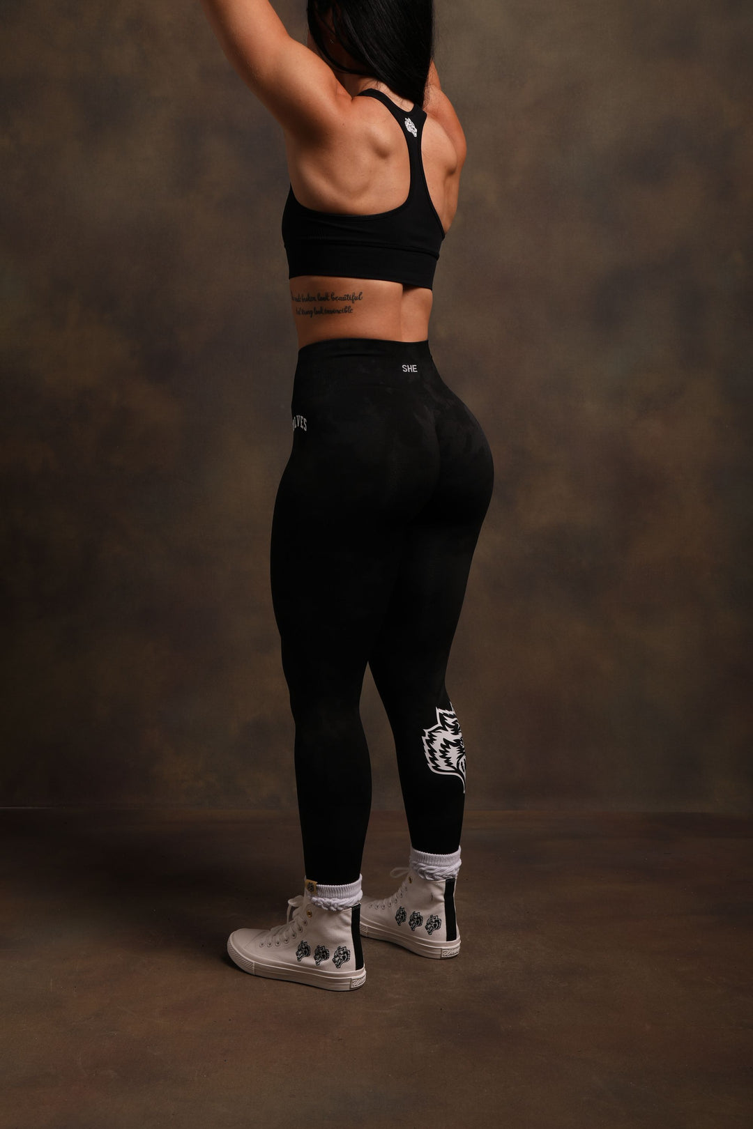 Big Wolf Loyalty "Everson Scrunch" Leggings in Black Tonal Marble