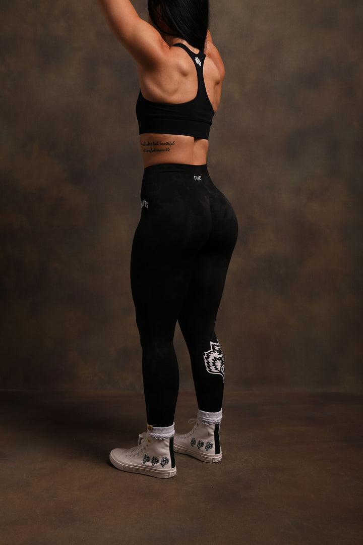 Big Wolf Loyalty "Everson Scrunch" Leggings in Black Tonal Marble