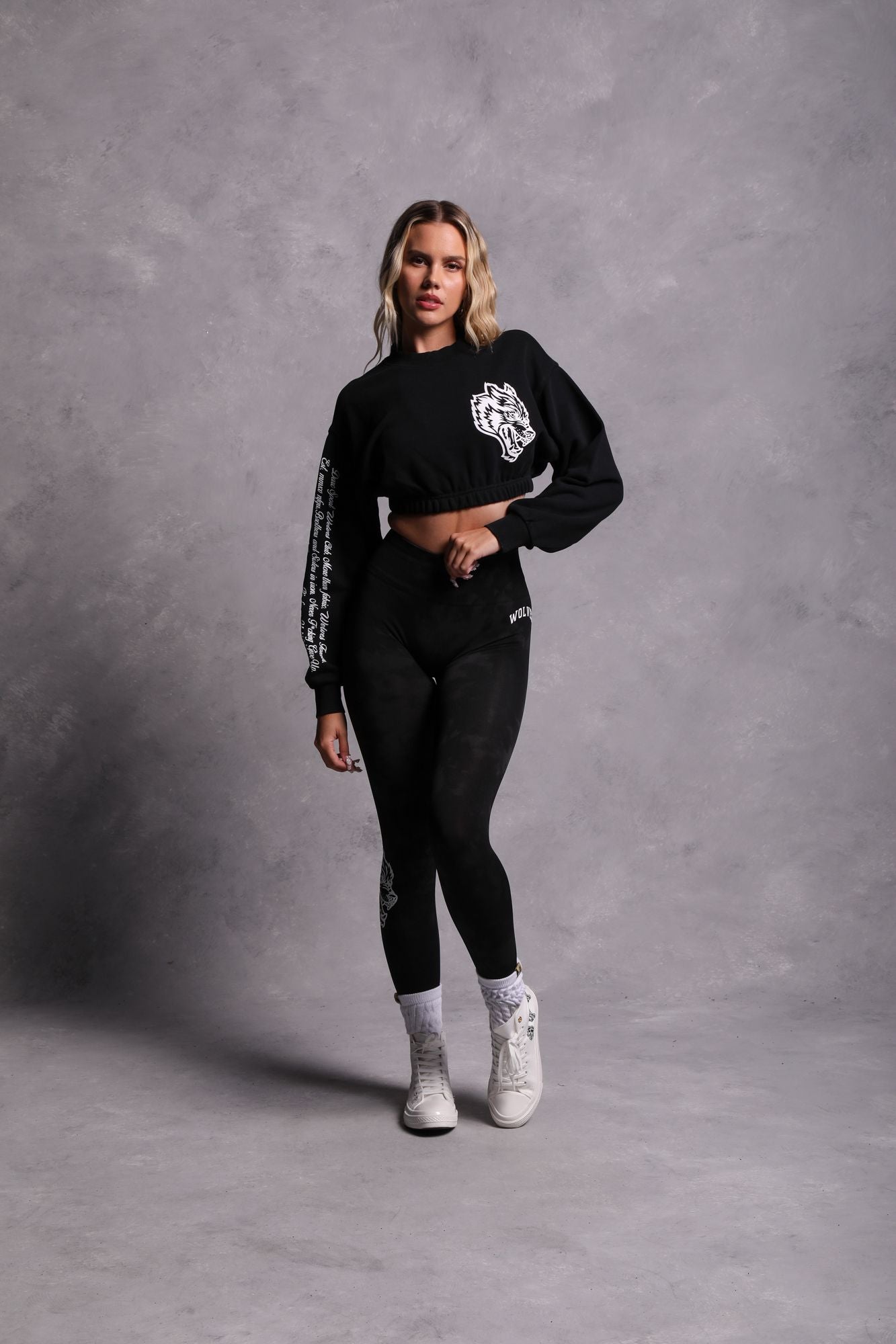 In Our Heart "Vintage Gwen" (Cropped) Crewneck in Black
