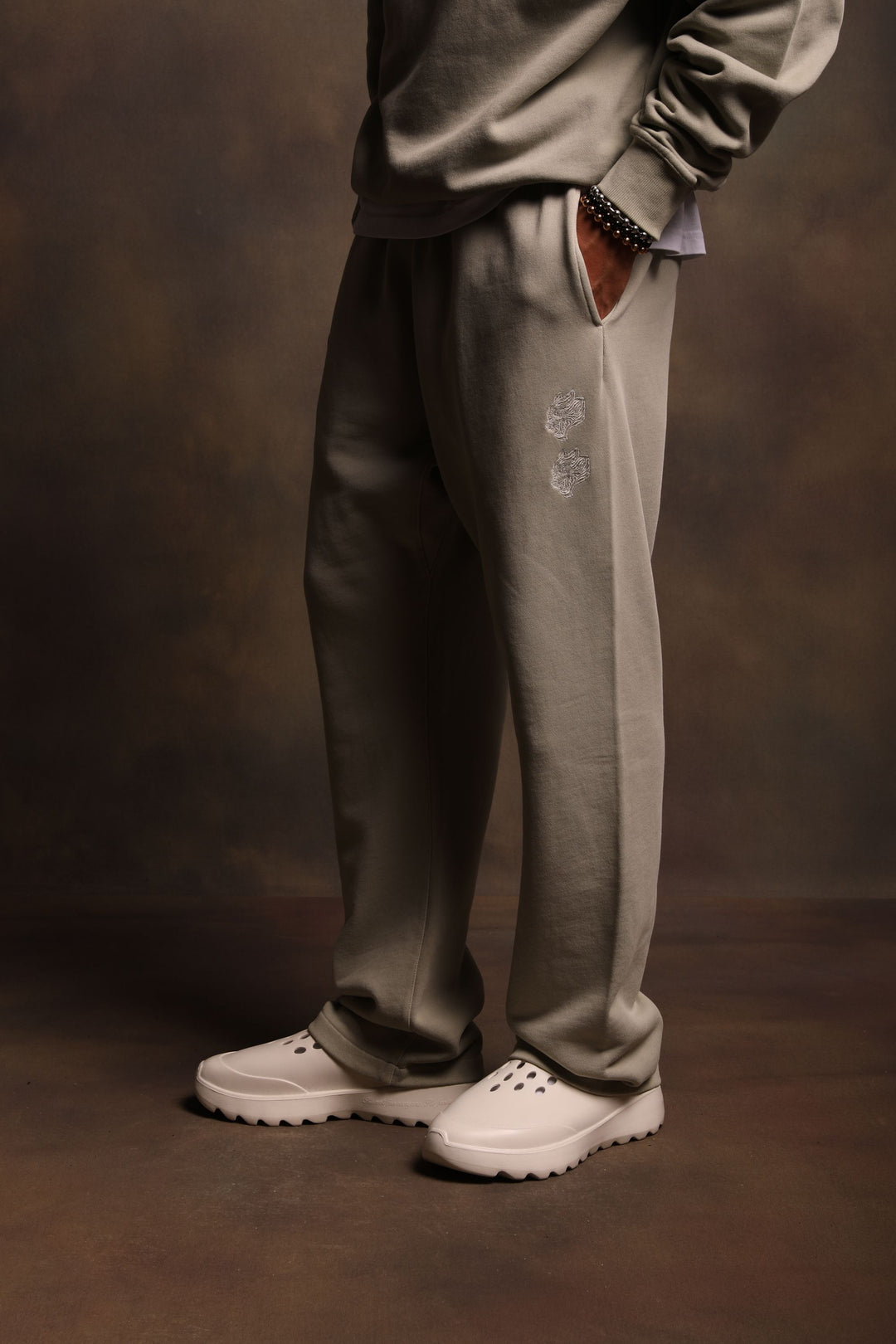 Quad Wolf Bigelow Sweats in Cactus Gray