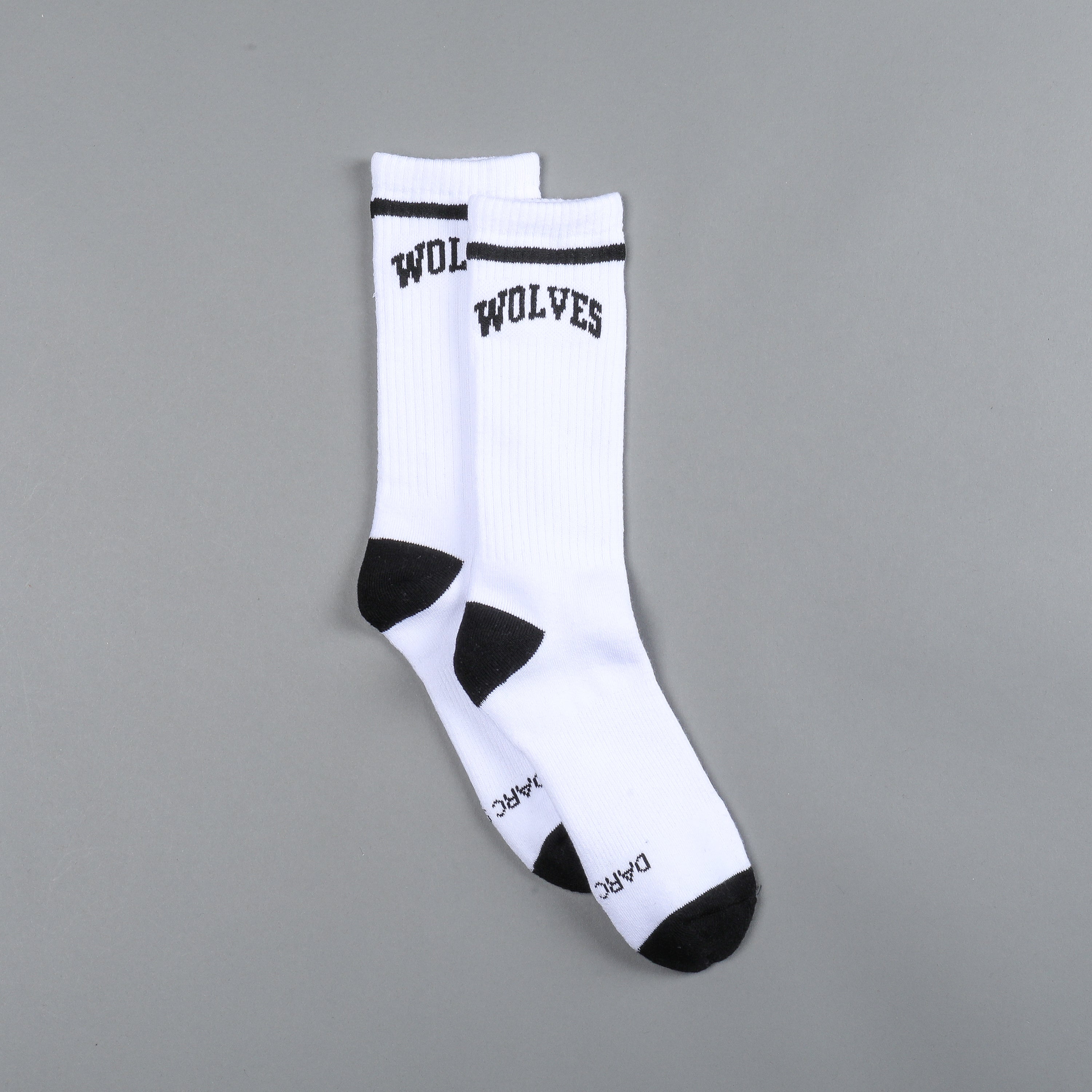 Wolves Arch Classic Socks in White/Black