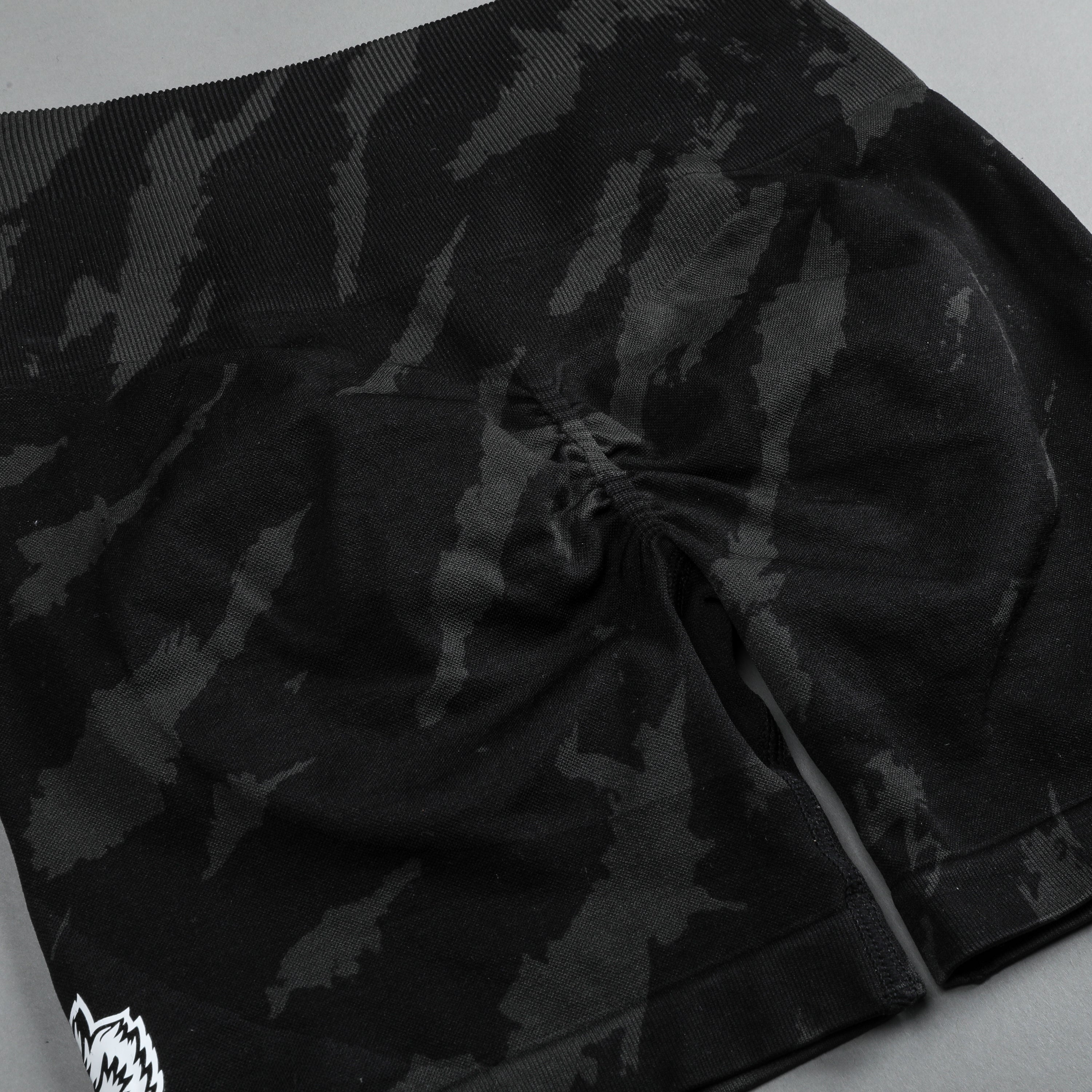 She Wolves Forever Seamless Everson Shorts in Black Native Camo